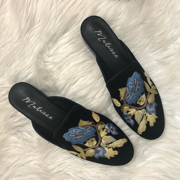 Matisse Shoes - Matisse Embroidered Leather Loafers